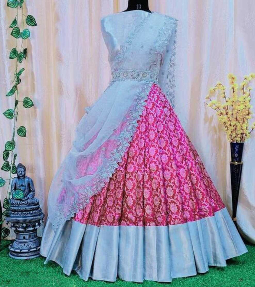 VAMSEE Embroidered, Self Design Semi Stitched Lehenga Choli - Buy VAMSEE  Embroidered, Self Design Semi Stitched Lehenga Choli Online at Best Prices  in India | Flipkart.com