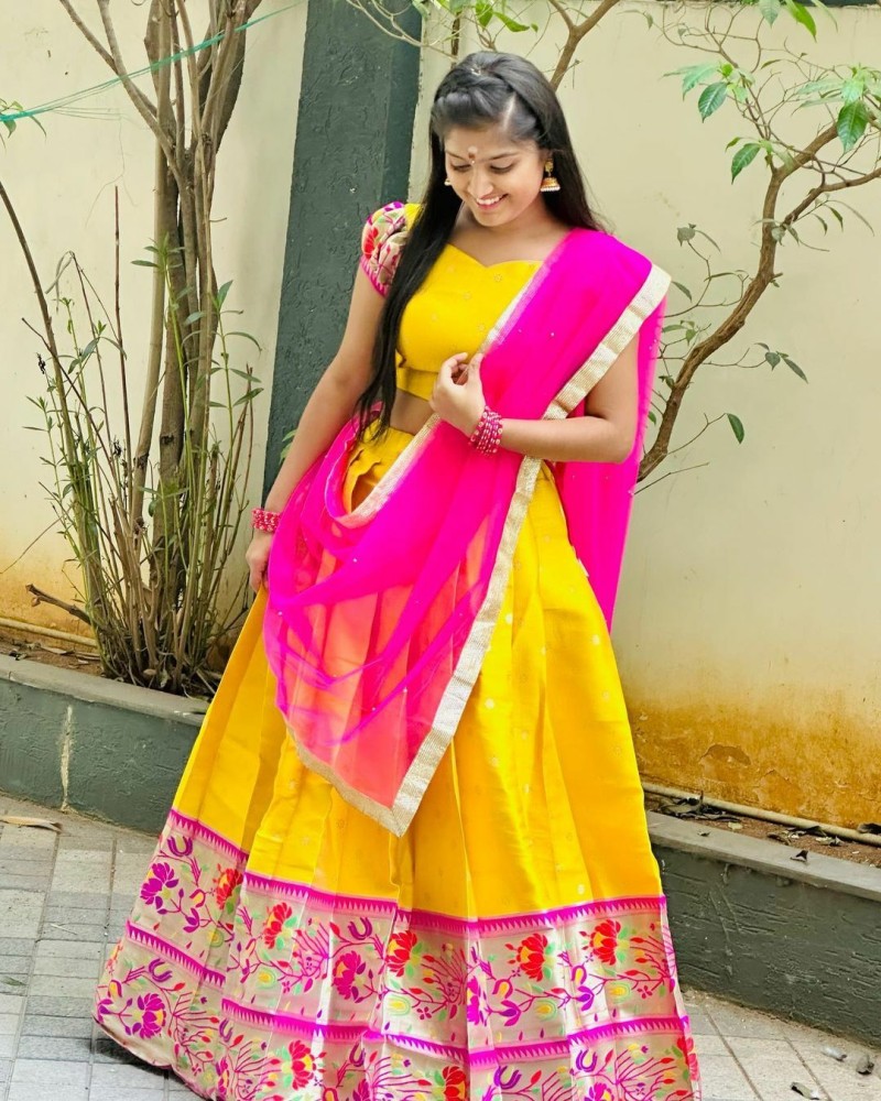 61% OFF on Triveni Self Design Lehenga Saree Jacquard Saree(Pink) on  Flipkart | PaisaWapas.com
