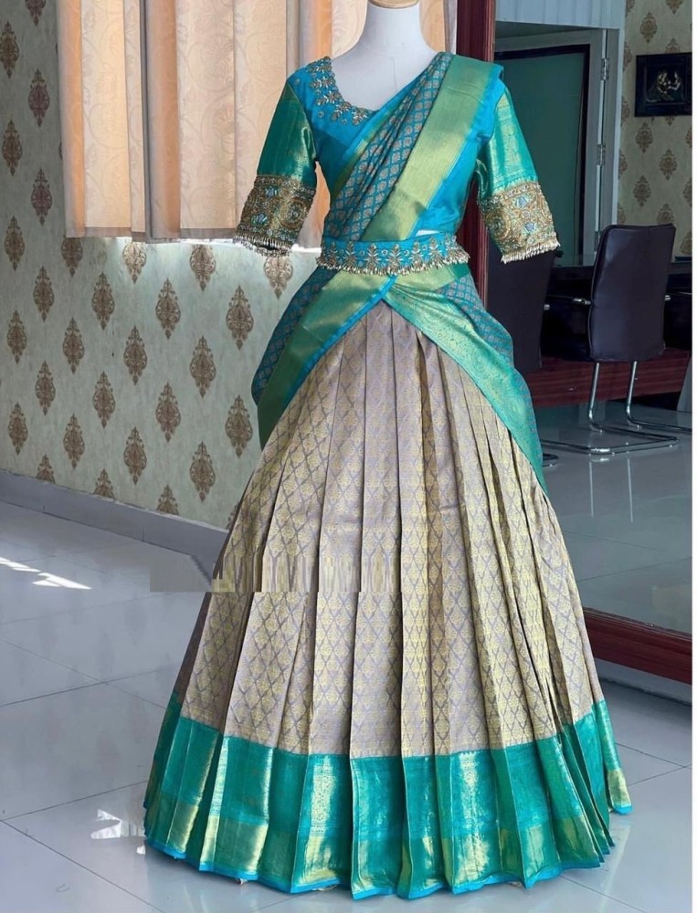 Lehenga for hot sale wedding flipkart