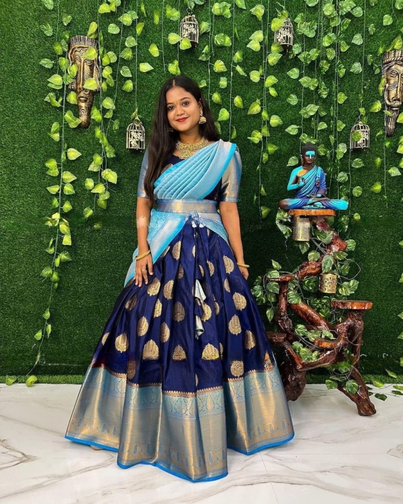 Blue on sale lehenga flipkart