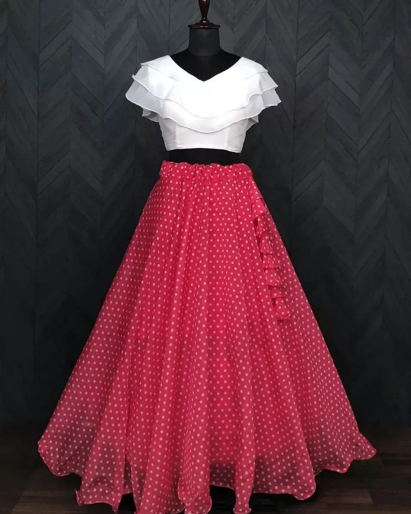 Crop top with hotsell skirt on flipkart