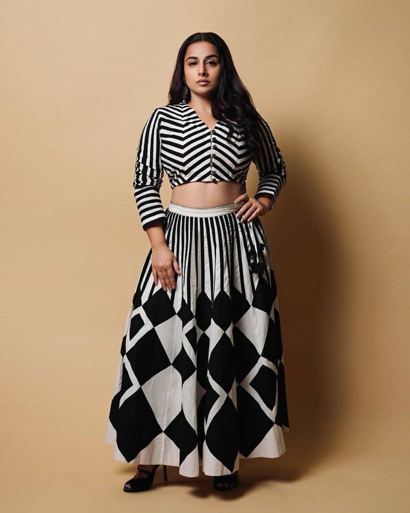 LIPS CROWN Printed Semi Stitched Lehenga Crop Top Buy LIPS CROWN Printed Semi Stitched Lehenga Crop Top Online at Best Prices in India Flipkart