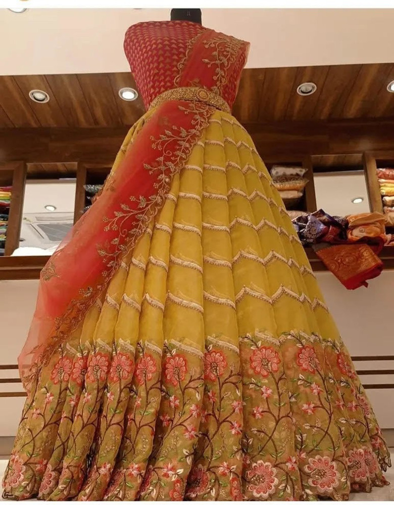 Lehengas in sowcarpet top