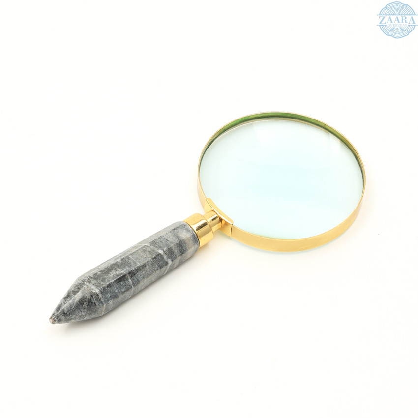 Small store magnifying glass