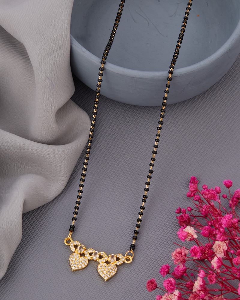 Delicate hot sale mangalsutra online
