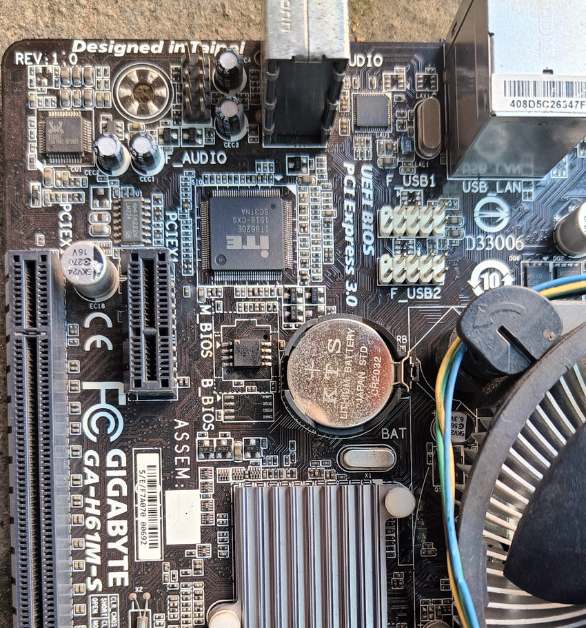 Dtech Gigabyte H61 Motherboard with 3rd gen Core i5 3470 processor and 8Gb Ram Motherboard Dtech Flipkart