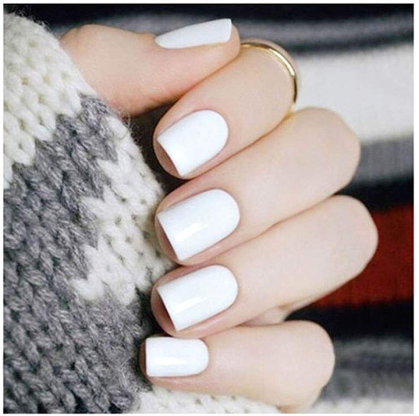 Med Tech. Запись со стены. | White acrylic nails, Matte white nails, White  nails