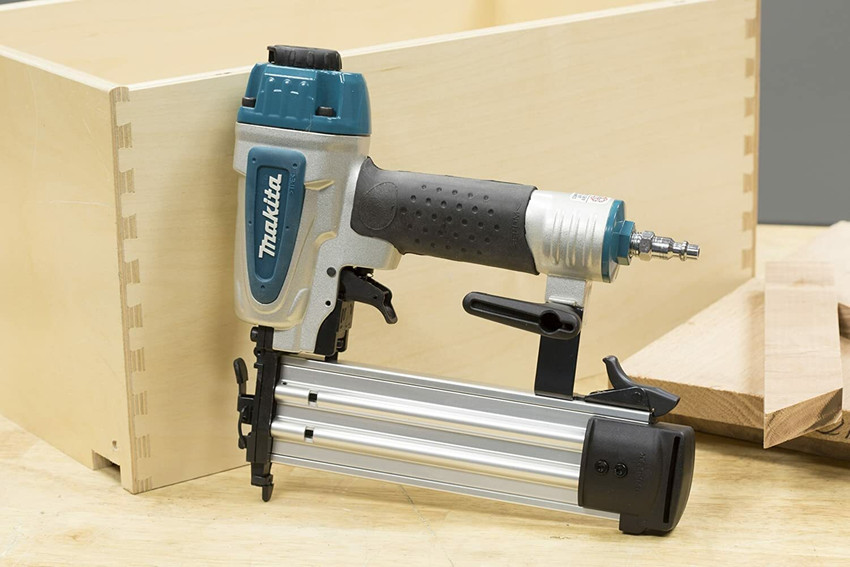 makita AF506 Pneumatic Brad Nailer Professional use 50 mm Brad