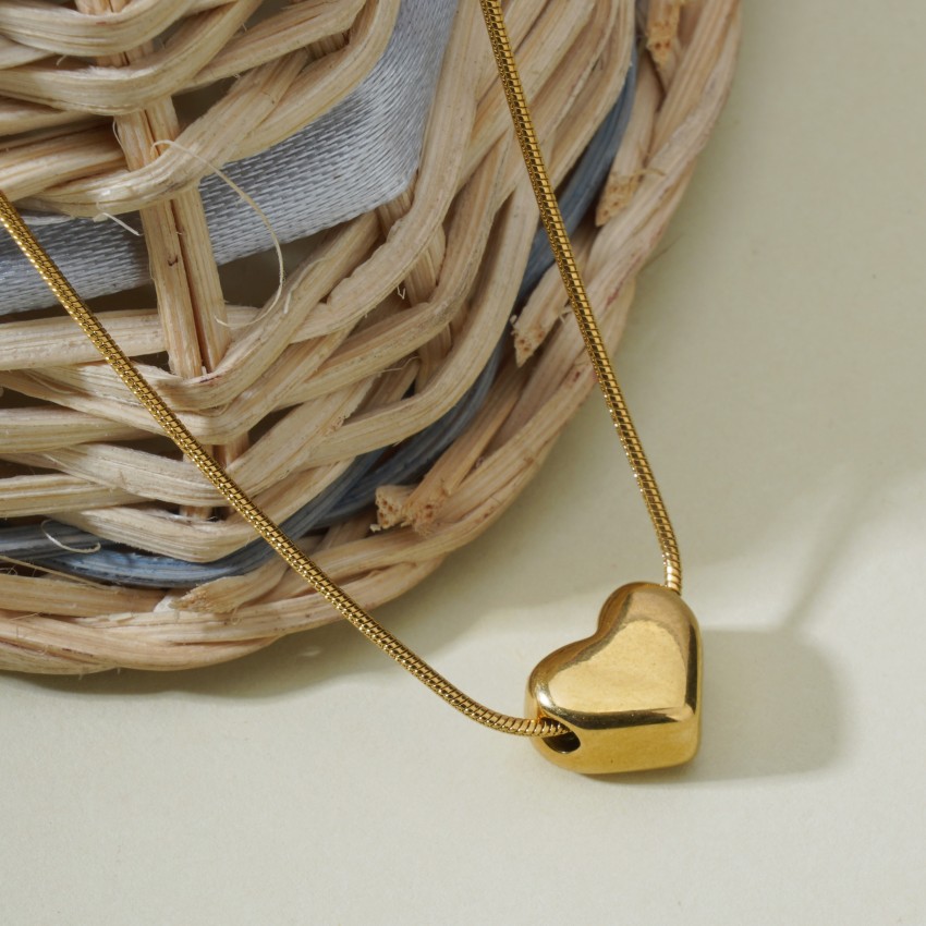 Gold heart deals pendant without chain