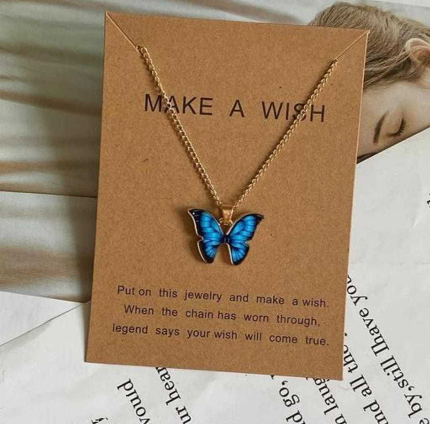 Necklace that online says beautiful