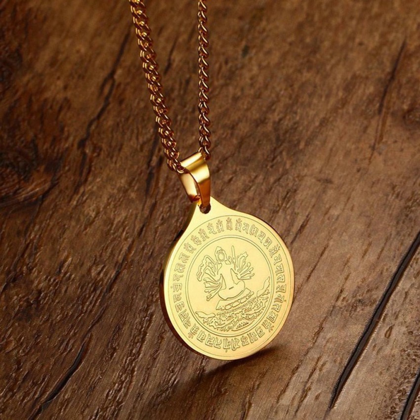 Gold medallion hot sale necklace trend