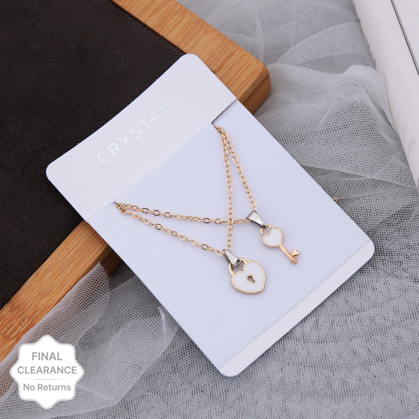 ARZONAI Four Leaf Clover Necklace Pendant Fashion Jewelry Short Hair  Clavicle Chain\ Metal Chain Price in India - Buy ARZONAI Four Leaf Clover  Necklace Pendant Fashion Jewelry Short Hair Clavicle Chain\ Metal