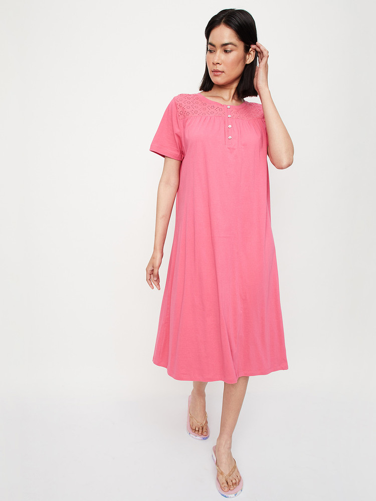 Night dress max 2025
