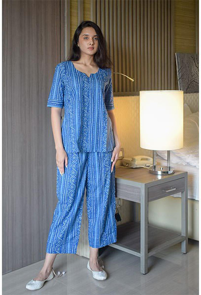 H and 2025 m night suits