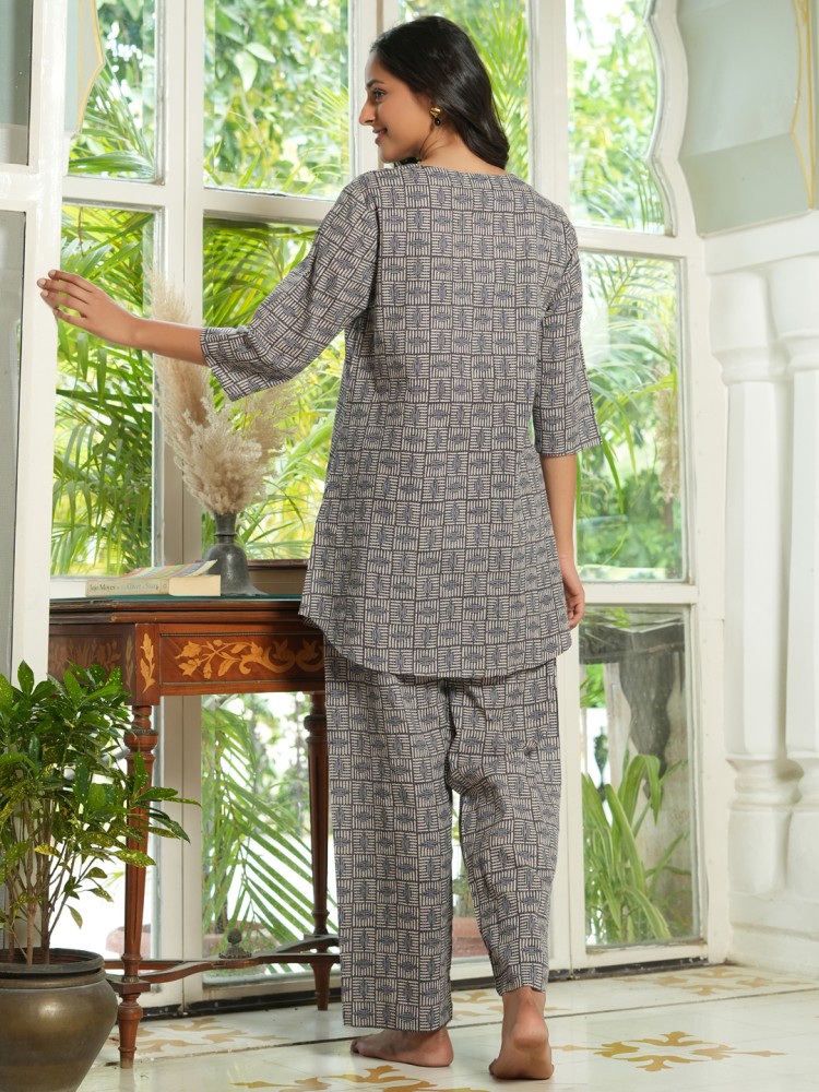 White Printed Full sleeves Cotton Night suit – Sanskruti Homes