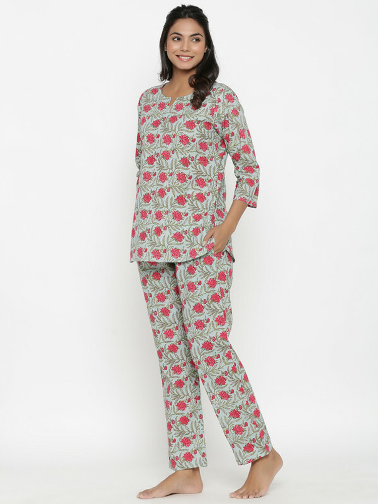 H and 2025 m night suits