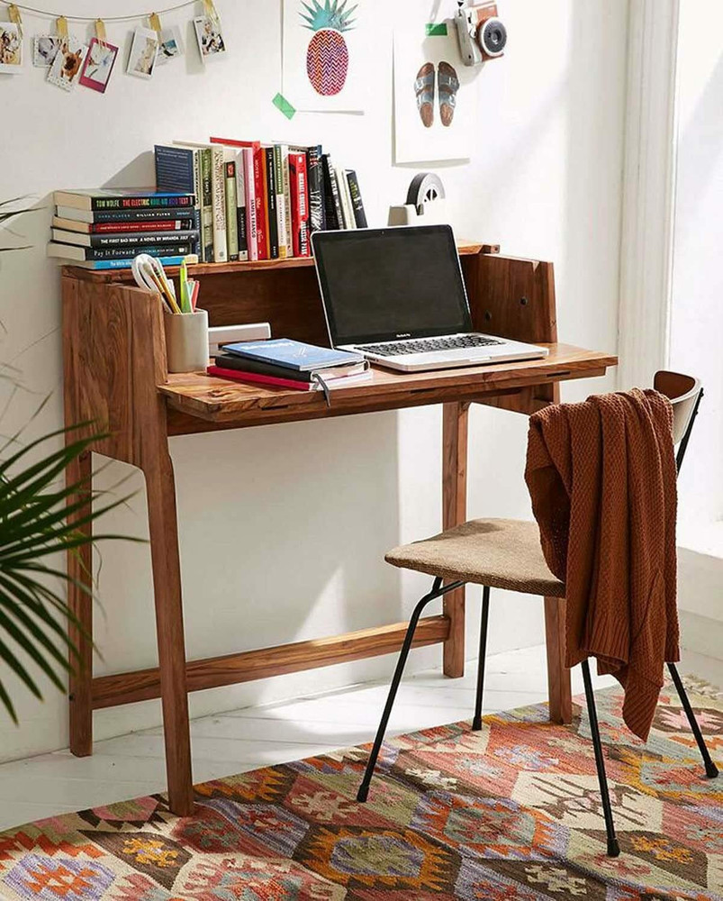 Decoration of deals study table