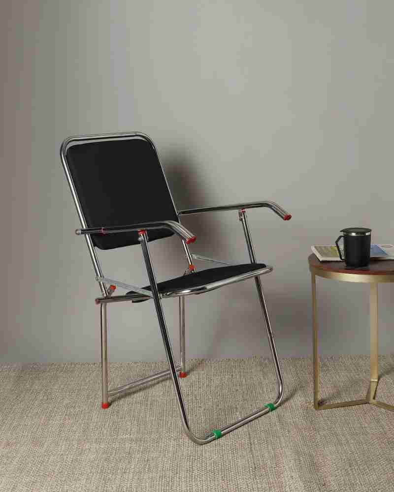 B and deals q folding chairs
