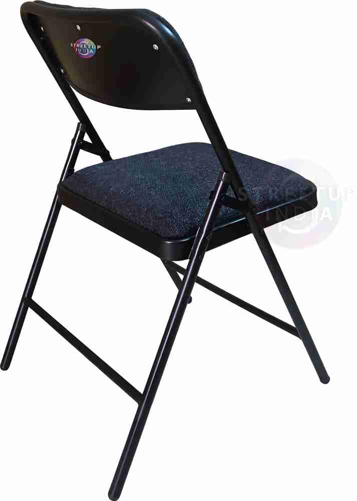 Folding chair with 2025 cushion