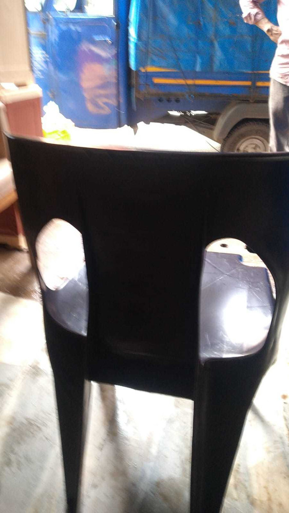 Plastic chairs for sale gumtree outlet