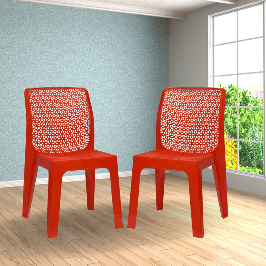 Plastic chairs 2025