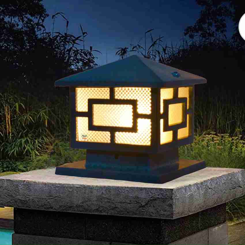 Pillar lights outlet for gate
