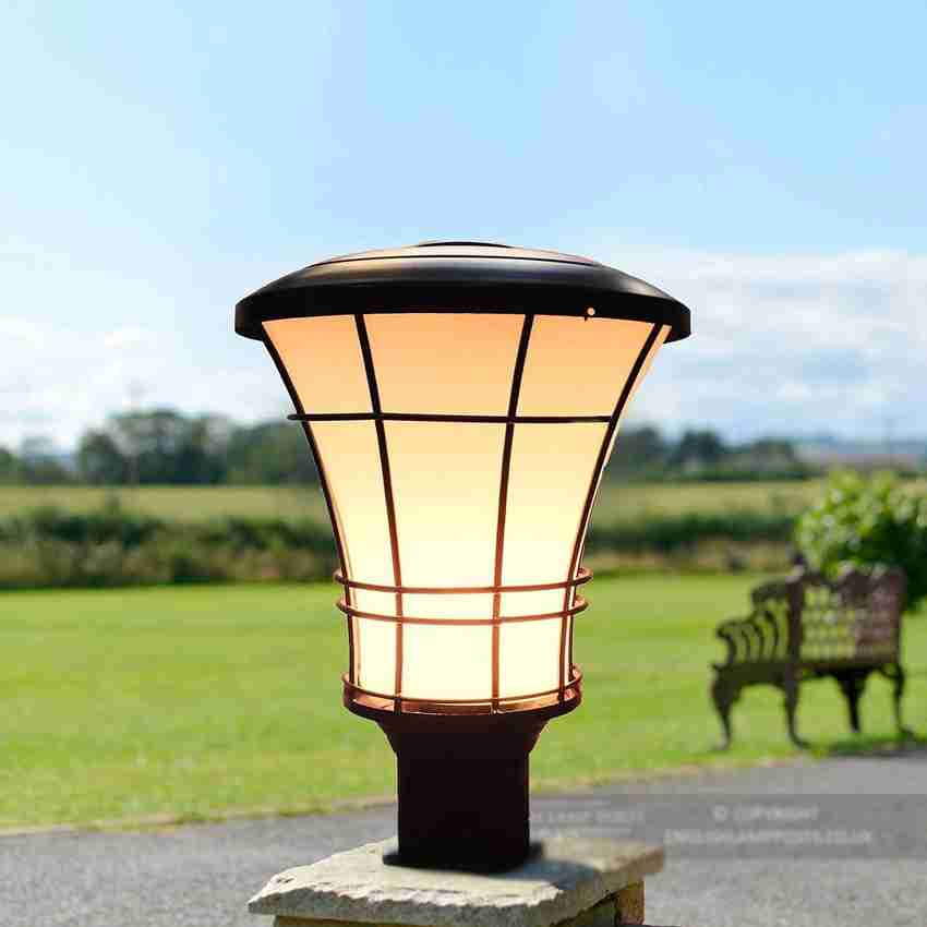 Gate pole light top