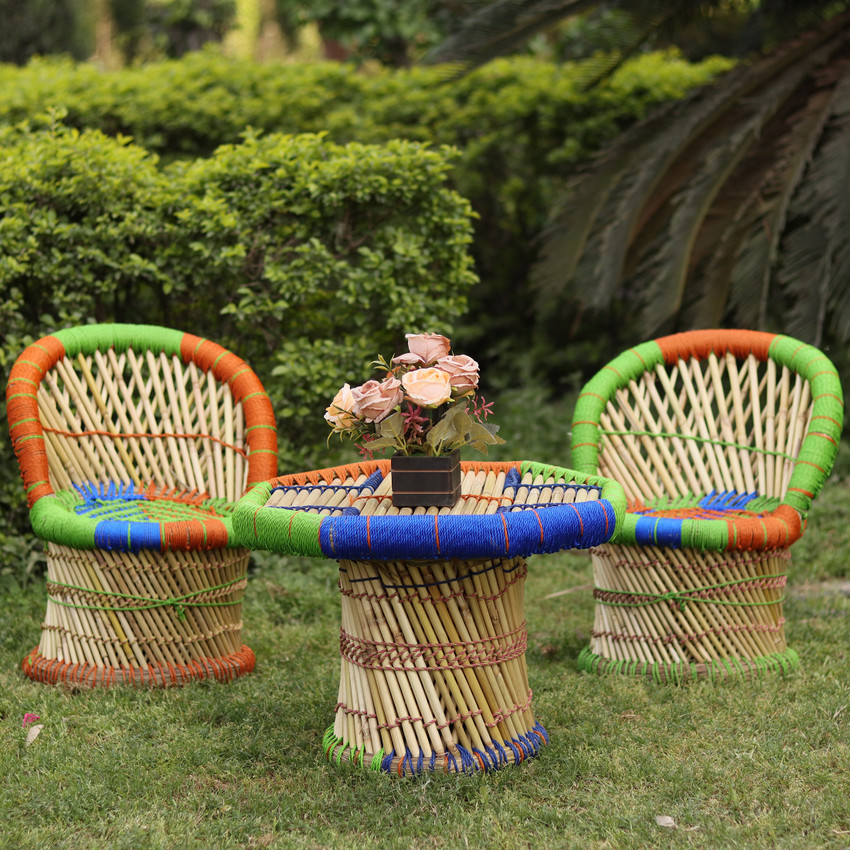 B and m 2025 garden table and chairs