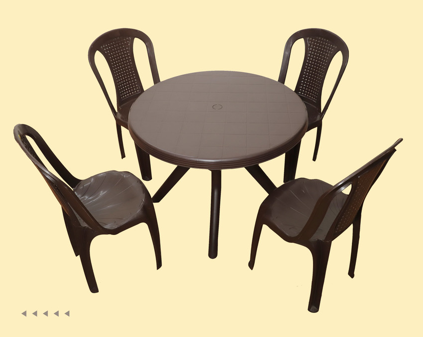 Cheap plastic table and chairs clearance