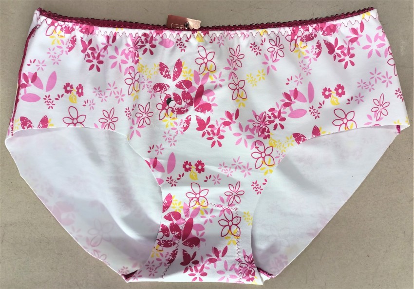 Women's cotton panties with a cute flower print. Trendy women's