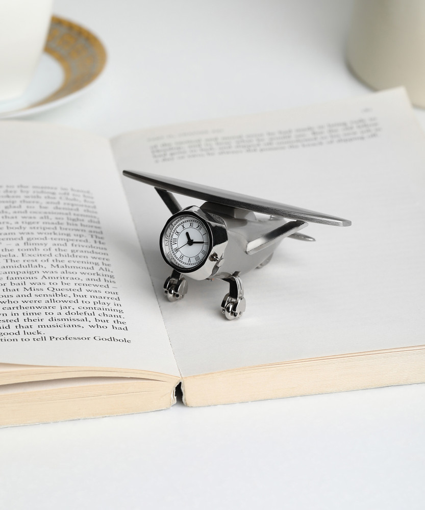 Flipkart ZAHEPA Aeroplane Miniature Desk Clock Stylish Timepiece for Office Table Decoration Metal Paper Weights with Chrome Finish