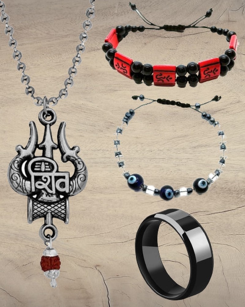 Buy Dare by Voylla Gold, Tulsi and Rudraksha Beads Mahadev Bracelet by  Voylla online | Looksgud.in