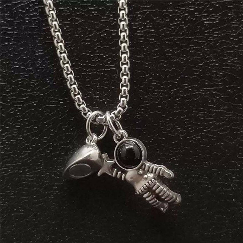 Stylish 2 Pcs Ball Magnet Astronaut Couple, Promise and Friendship Lockets  Necklace