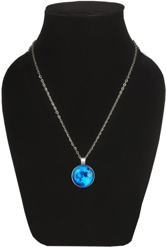 Glowing hot sale moon necklace