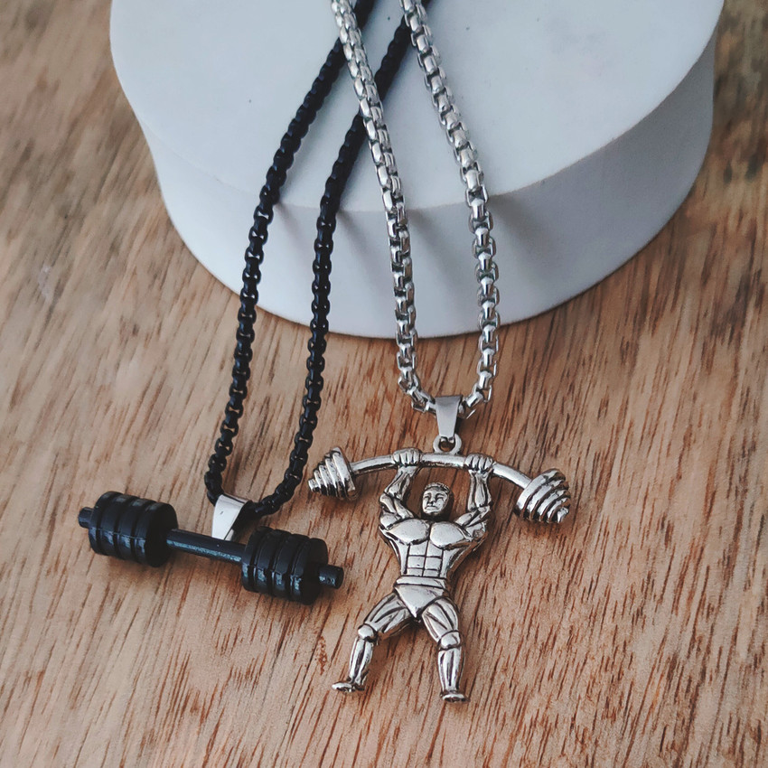 Weight lifting chain store necklace