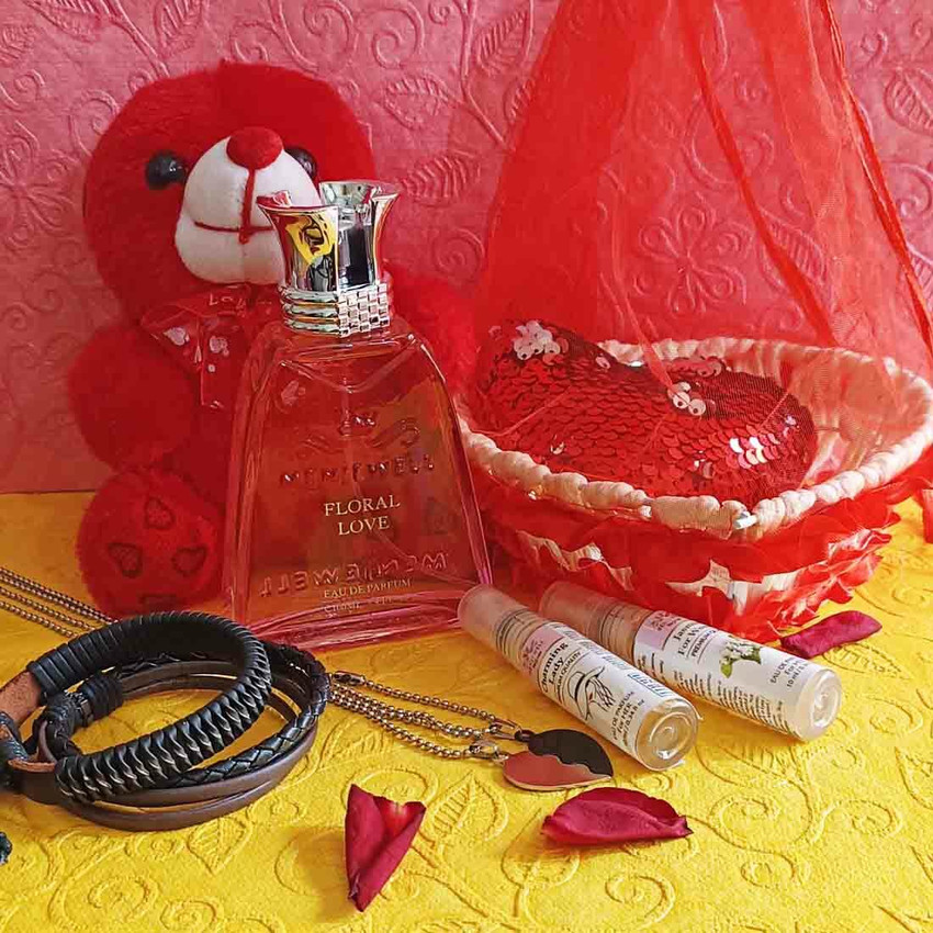 Floral shop love perfume