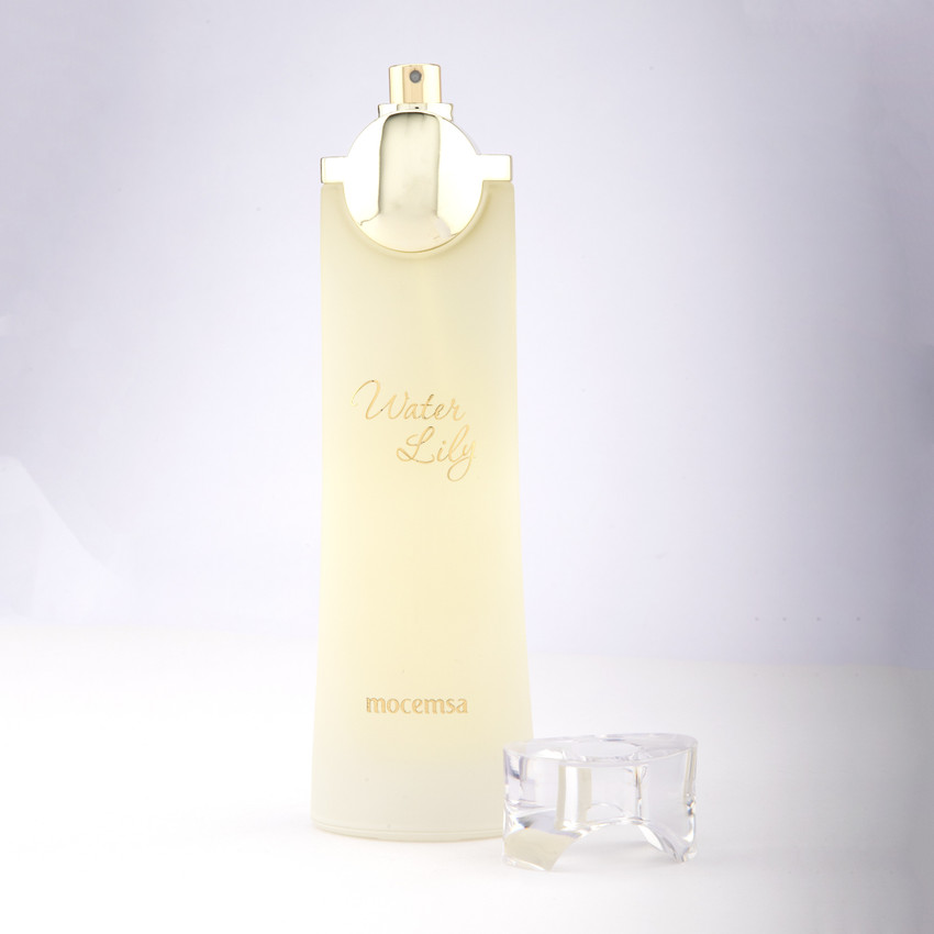 Lilies perfume store