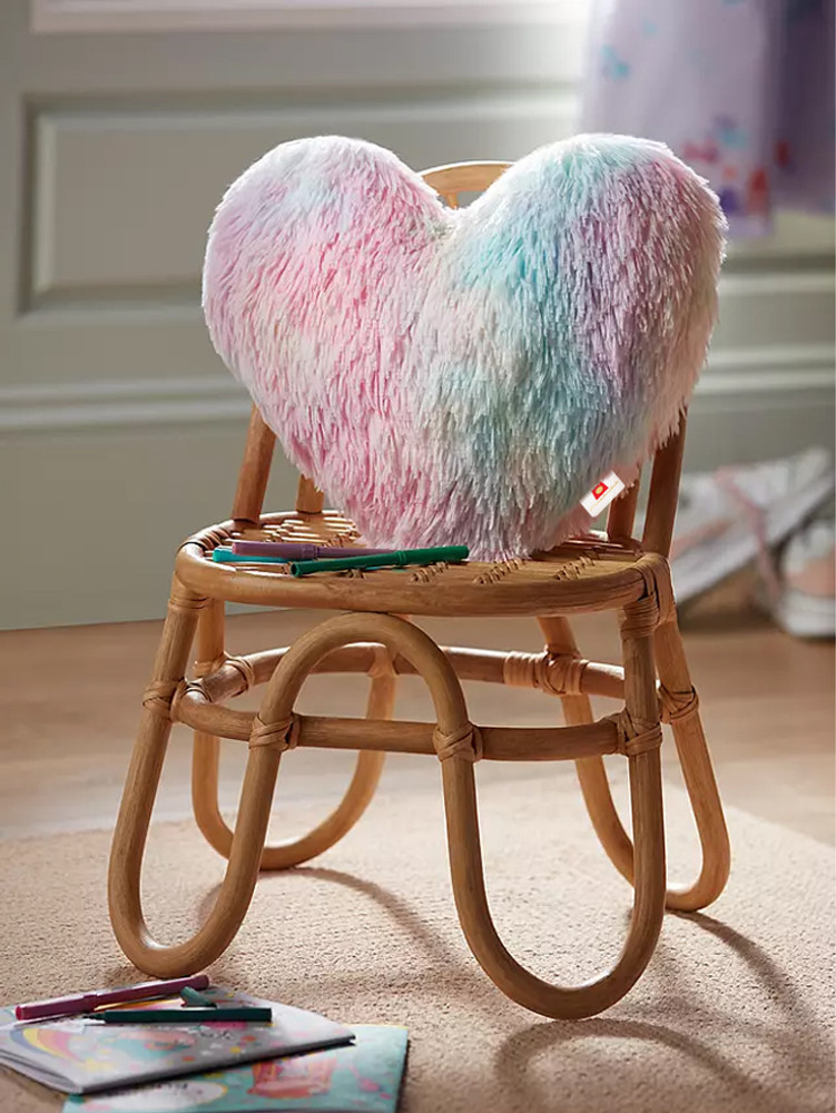 Heart shaped sales pillow flipkart