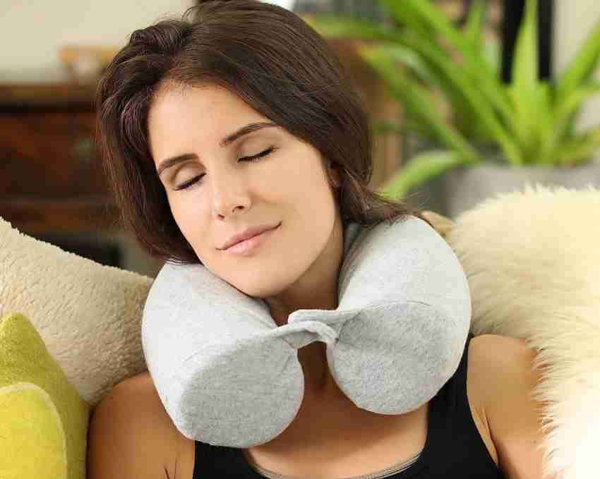 Twist neck outlet pillow