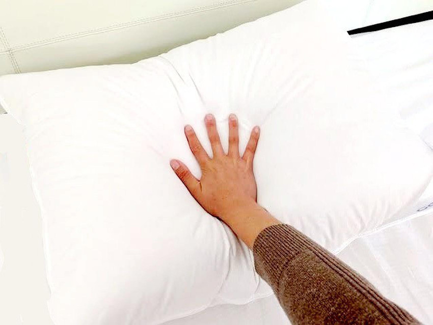 Original mattress factory outlet pillows