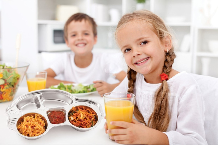Kids eating sale plates