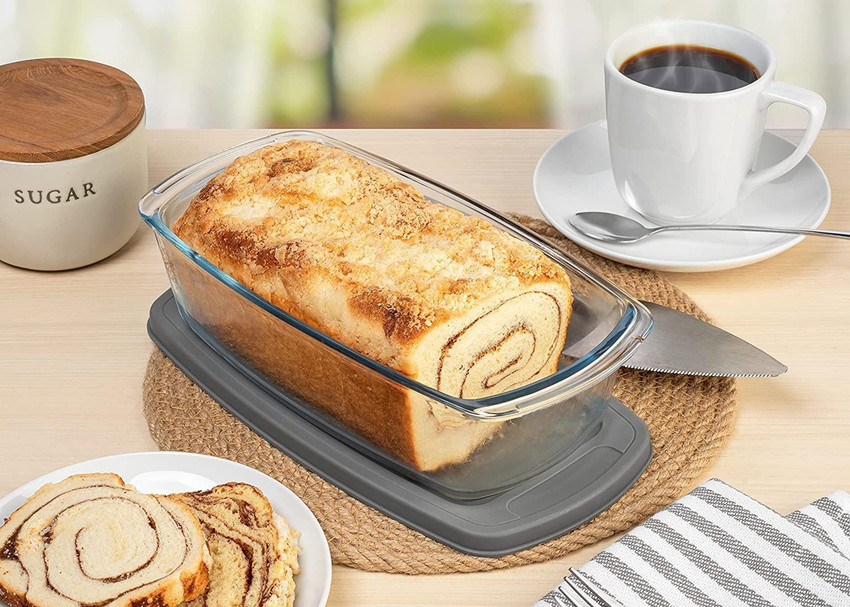 Microwave safe outlet baking dish