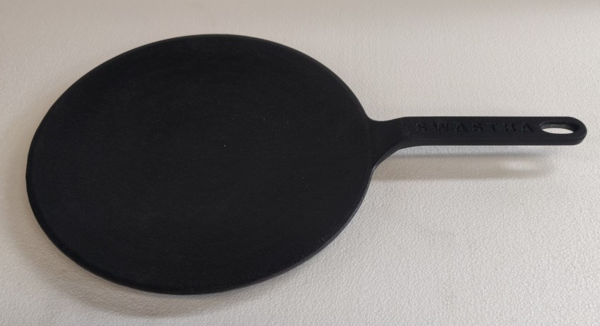 https://rukminim2.flixcart.com/image/850/1000/xif0q/pot-pan/6/2/q/cast-iron-material-roti-tawa-11-5-black-colour-swastha-original-imagggp7vggyg73h.jpeg?q=90