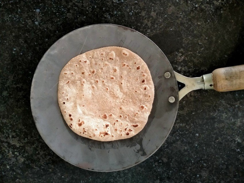 Tawa roti outlet pan