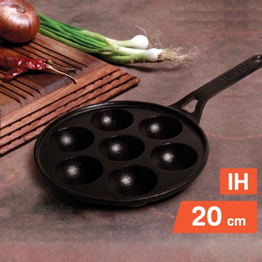 Mannar Craft Store  Cast Iron AppaChatti with Lid / Appam pan
