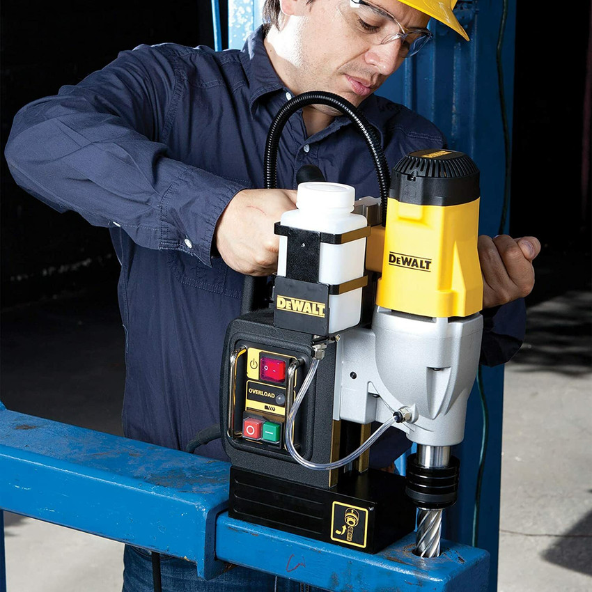 Dewalt mag drill outlet
