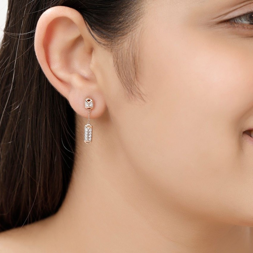 Details more than 92 tanishq earrings in diamond latest - esthdonghoadian