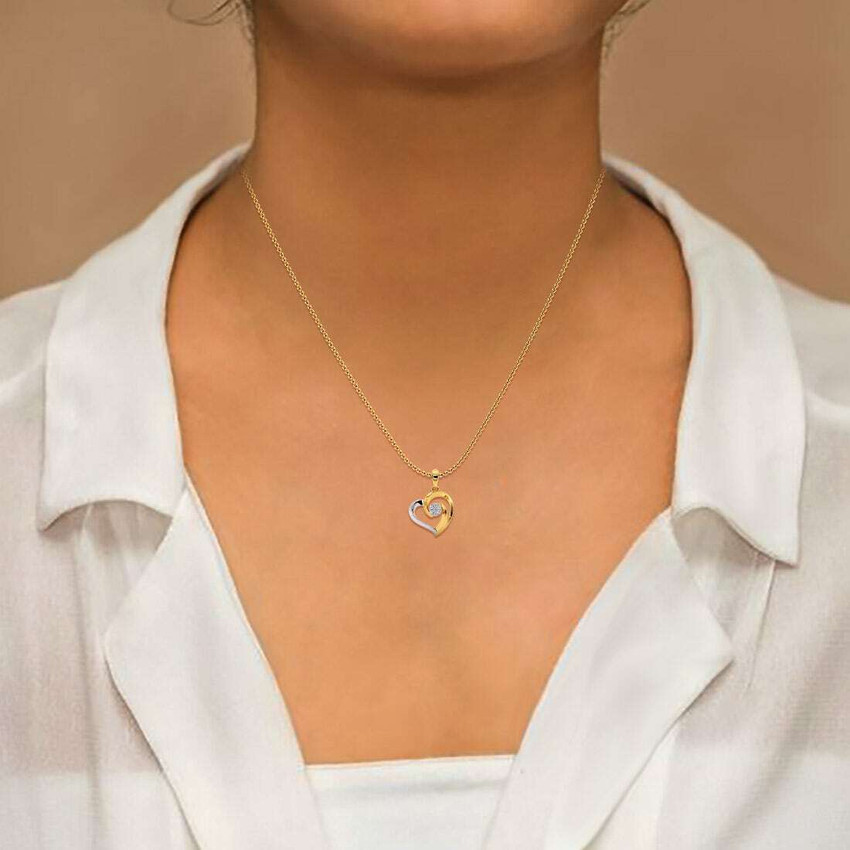 Candere by Kalyan Jewellers Heart Shape SI IJ Diamond Pendant For Women 18kt Yellow Gold Pendant Price in India Buy Candere by Kalyan Jewellers Heart Shape SI IJ Diamond Pendant For