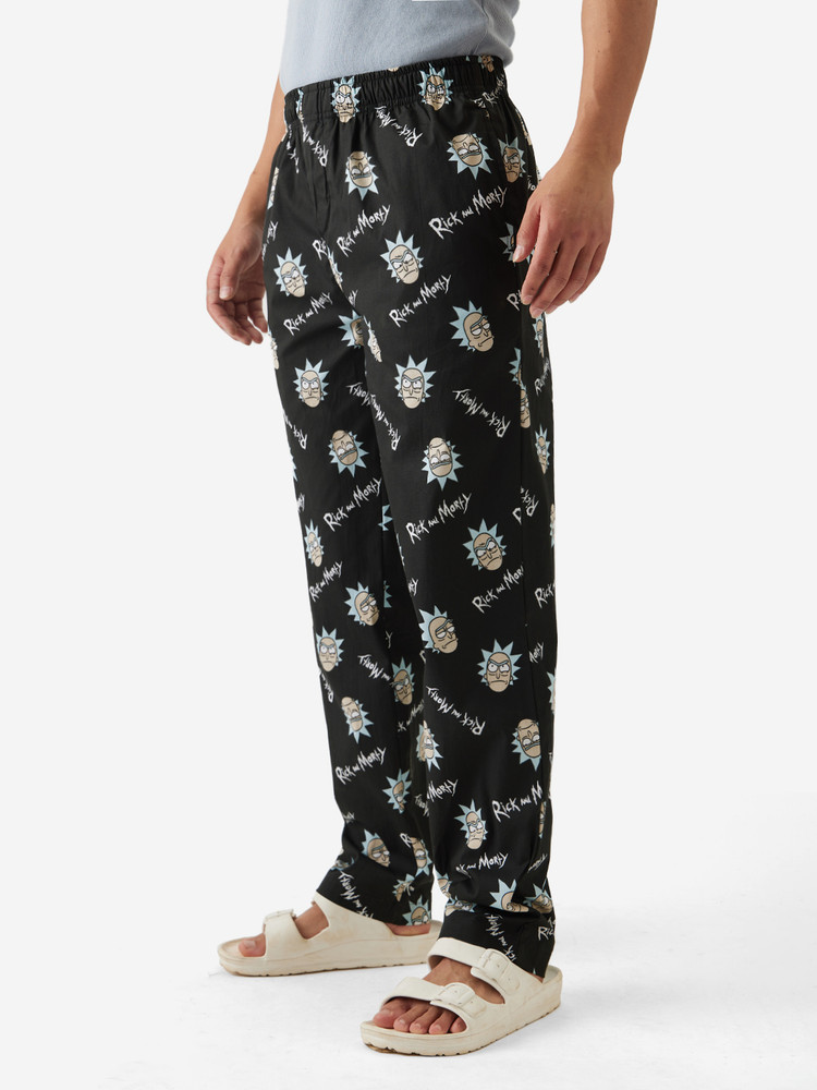 Pyjama rick and sale morty