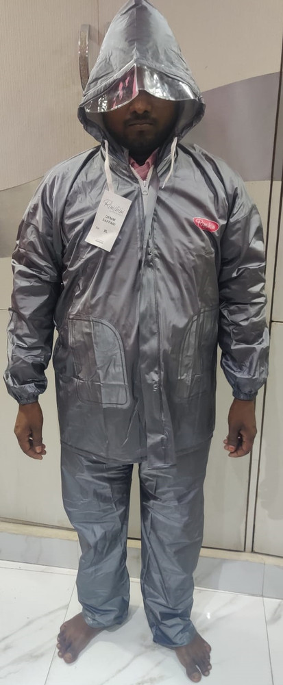 Light raincoat men best sale